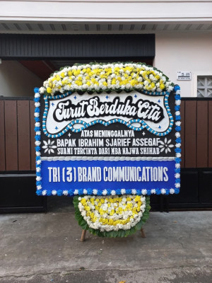 Papan Bunga Duka di Iring Mulyo